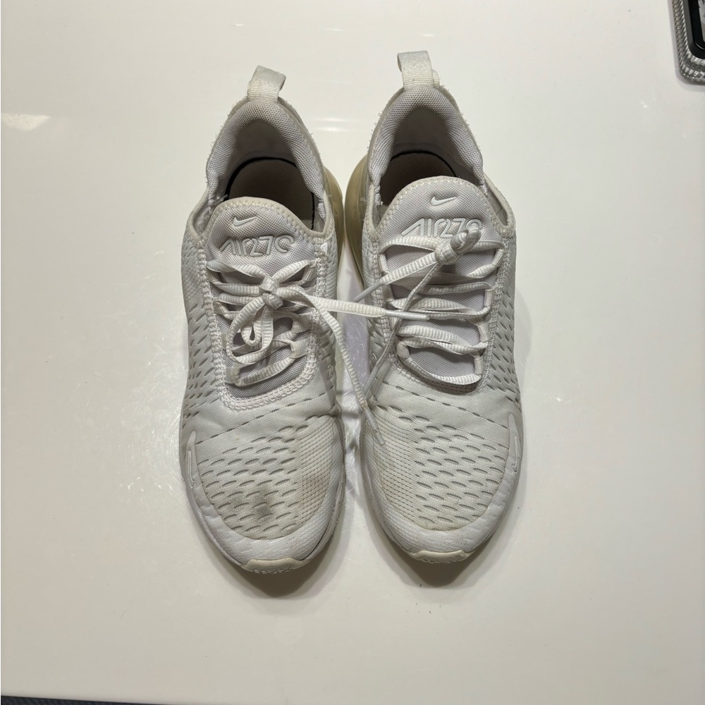 Nike air270 tennis shoes